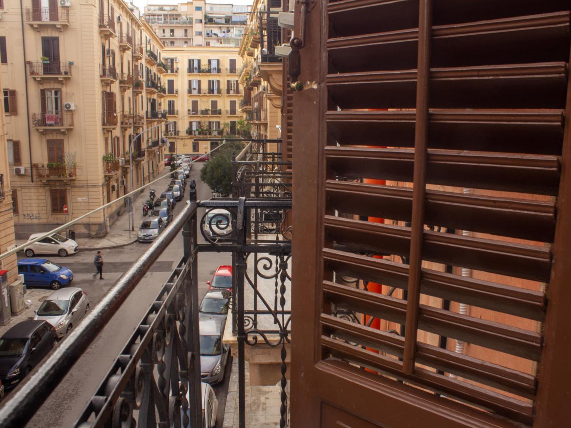 Pacini Deluxe Apartment باليرمو المظهر الخارجي الصورة